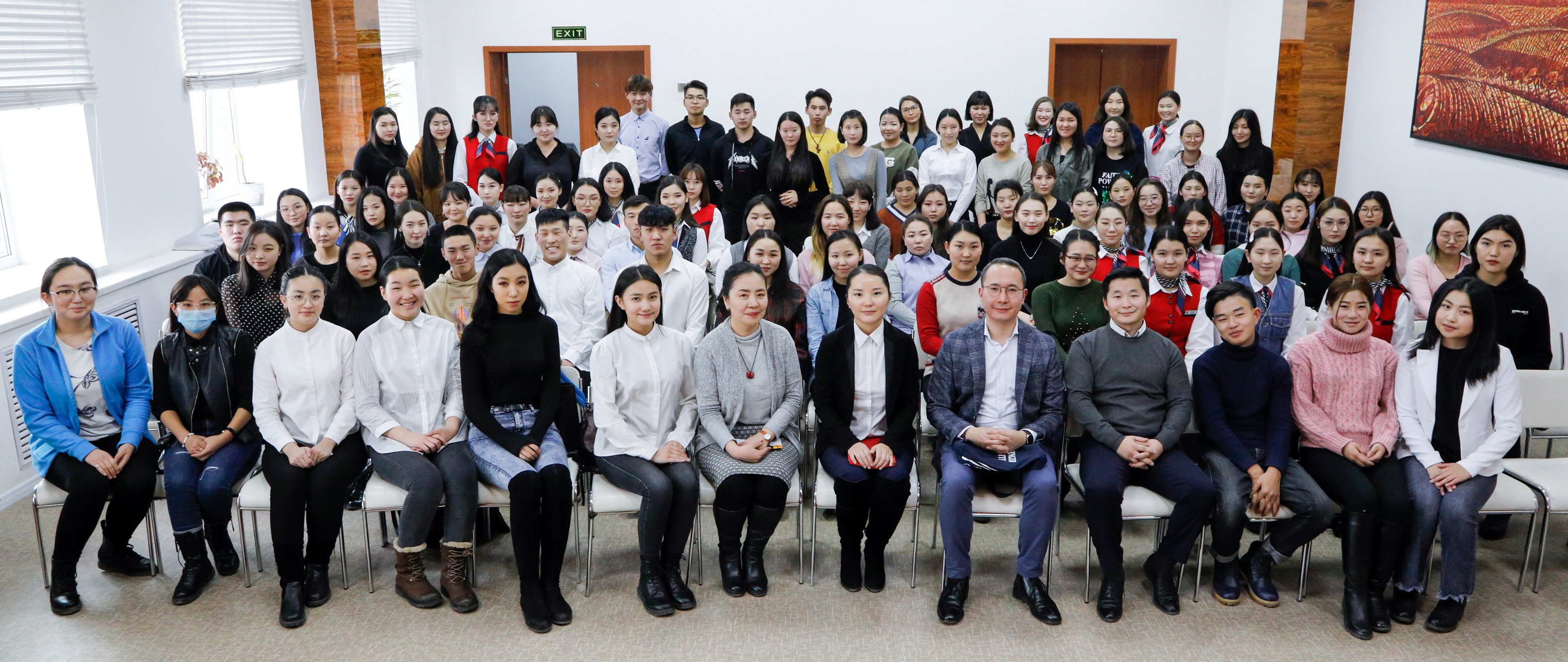“Top student 4” хөтөлбөр эхэллээ